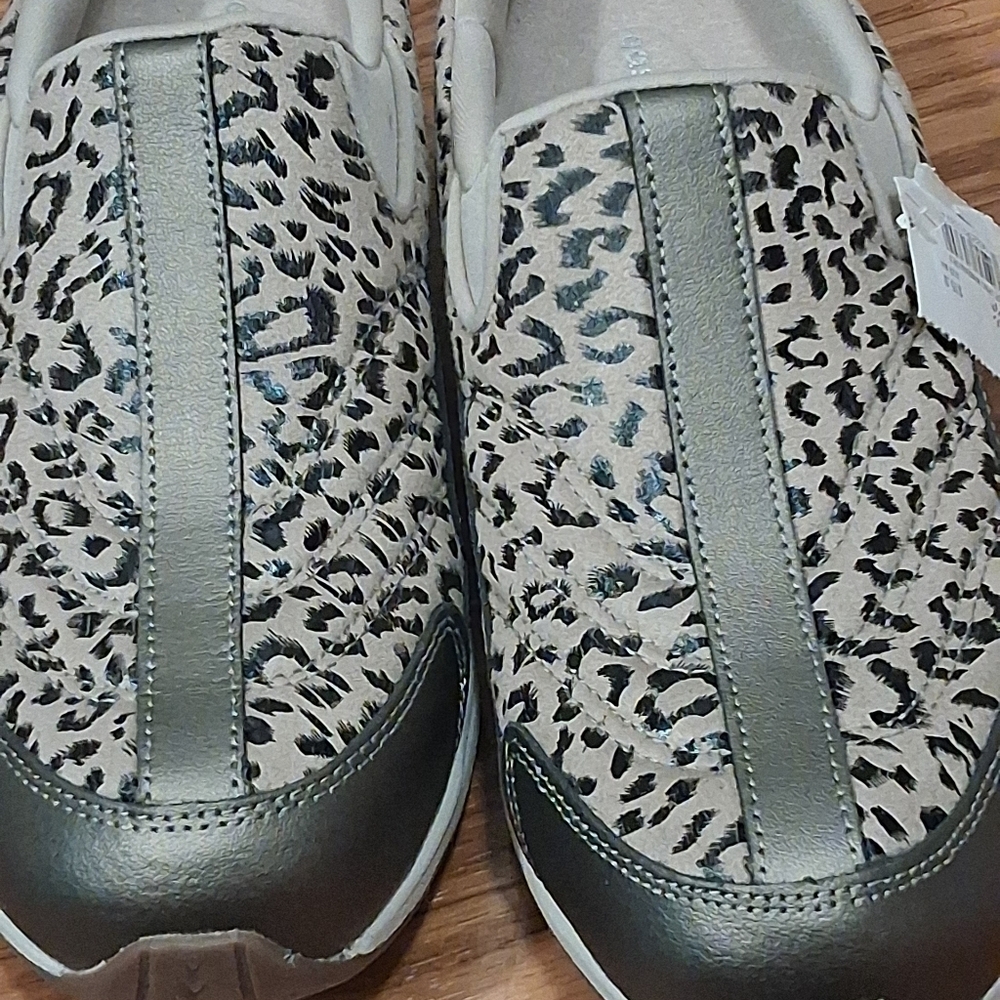 Easy Spirit Women's Sneakers